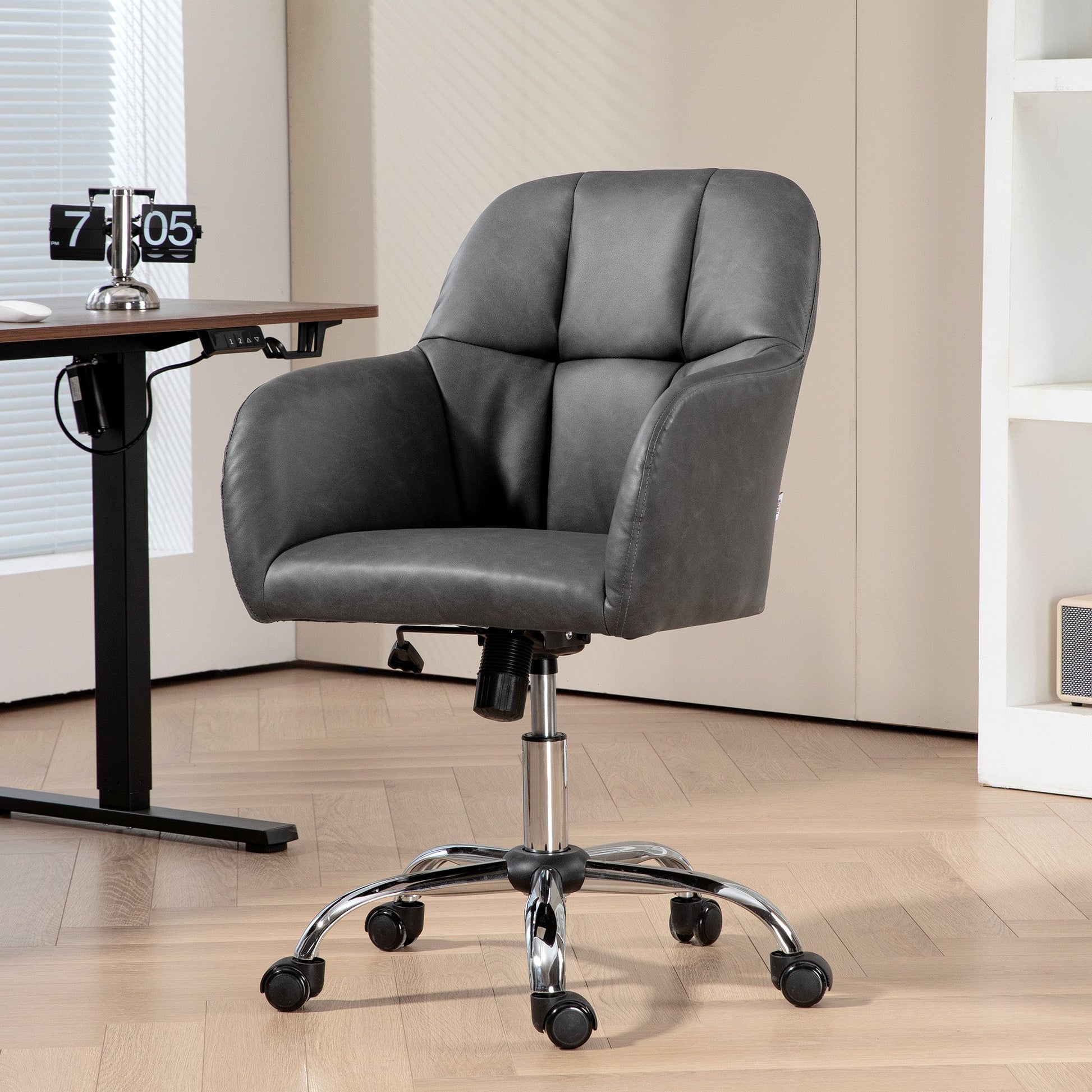 HOMCOM Computer Desk Chair, PU Leather Swivel Office Chair, Makeup Vanity Chair with Height Adjustable, Wheels, for Home Study Bedroom, Grey