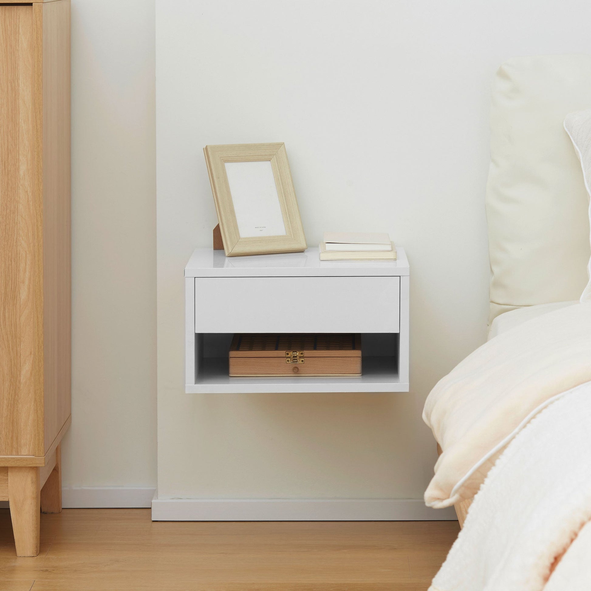 HOMCOM Floating Bedside Table Set of 2 Wall Mounted Nightstand with Storage Drawer and Open Shelf for Bedroom, High Gloss White