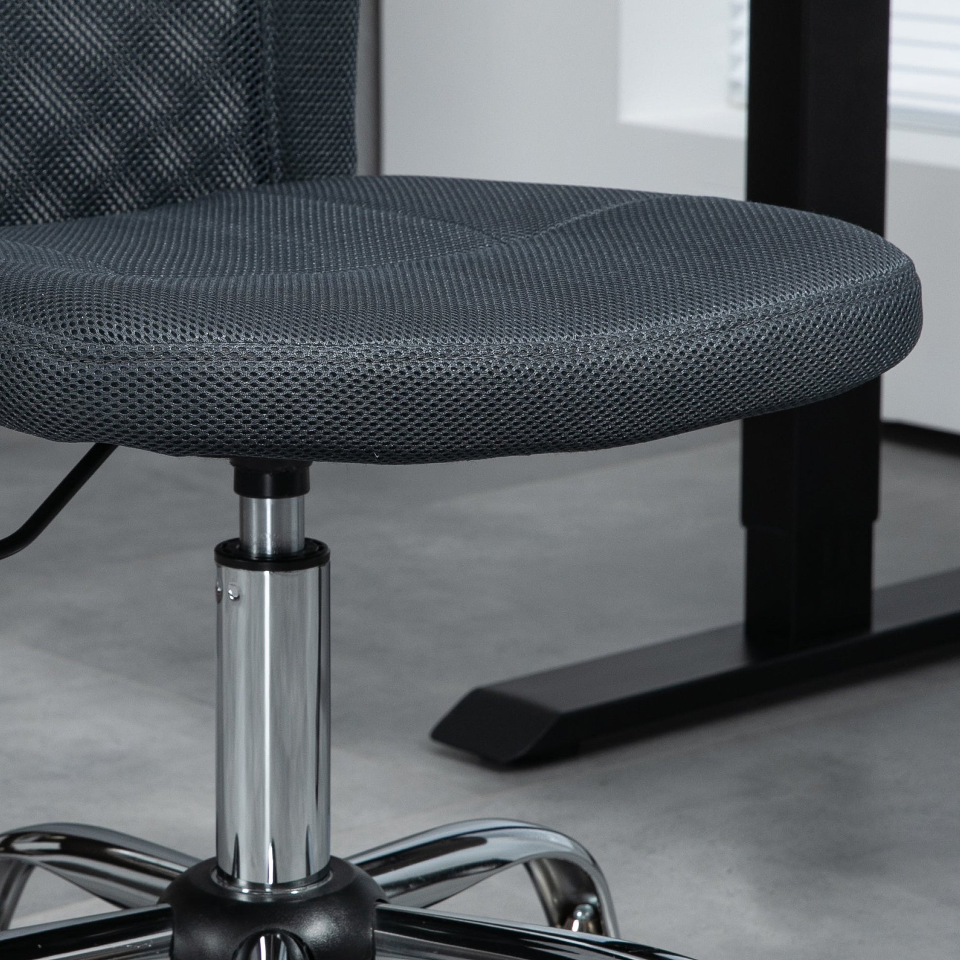 Vinsetto Office Chair, Armless Desk Chair, Adjustable Computer Swivel Chair with Rolling Wheels and Mesh Back for Home Work Study, Dark Grey