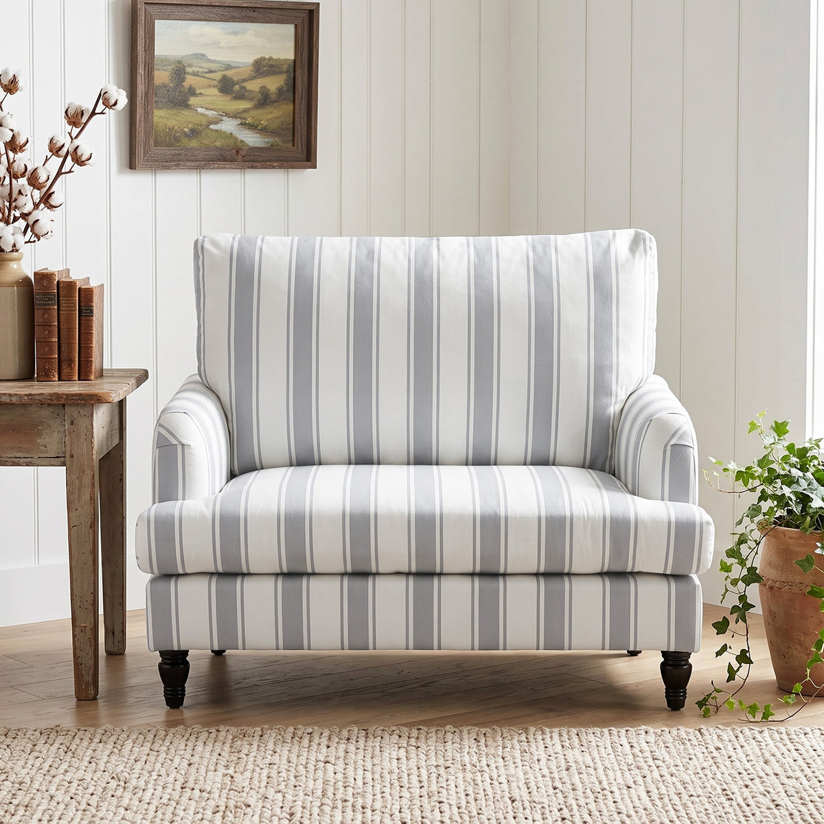 Modern Accent Chair, Velvet Single Sofa Armchair with Stripes, Turned Legs and Wide Seat, Upholstered Snuggle Chair for Living Room, Bedroom, Grey