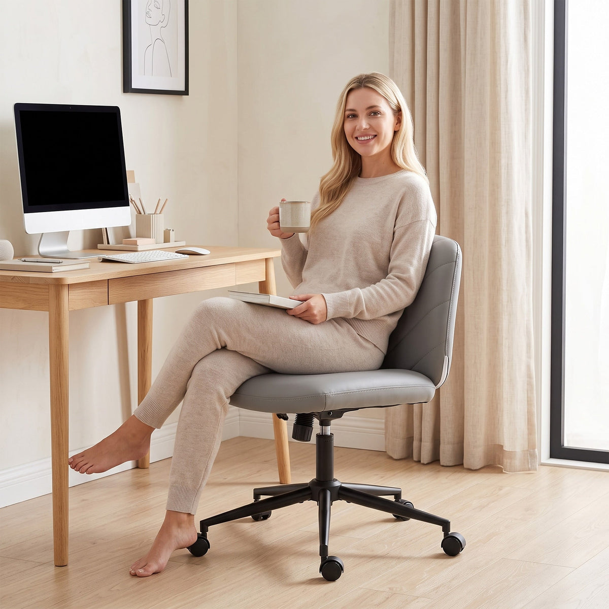 Criss Cross Legged Office Chair with Wide Seat, Swivel Desk Chair with Wheels, Rocking Function, Backrest, Adjustable Height, High-Density Foam, Computer Seat for Home Office, Bedroom, Grey