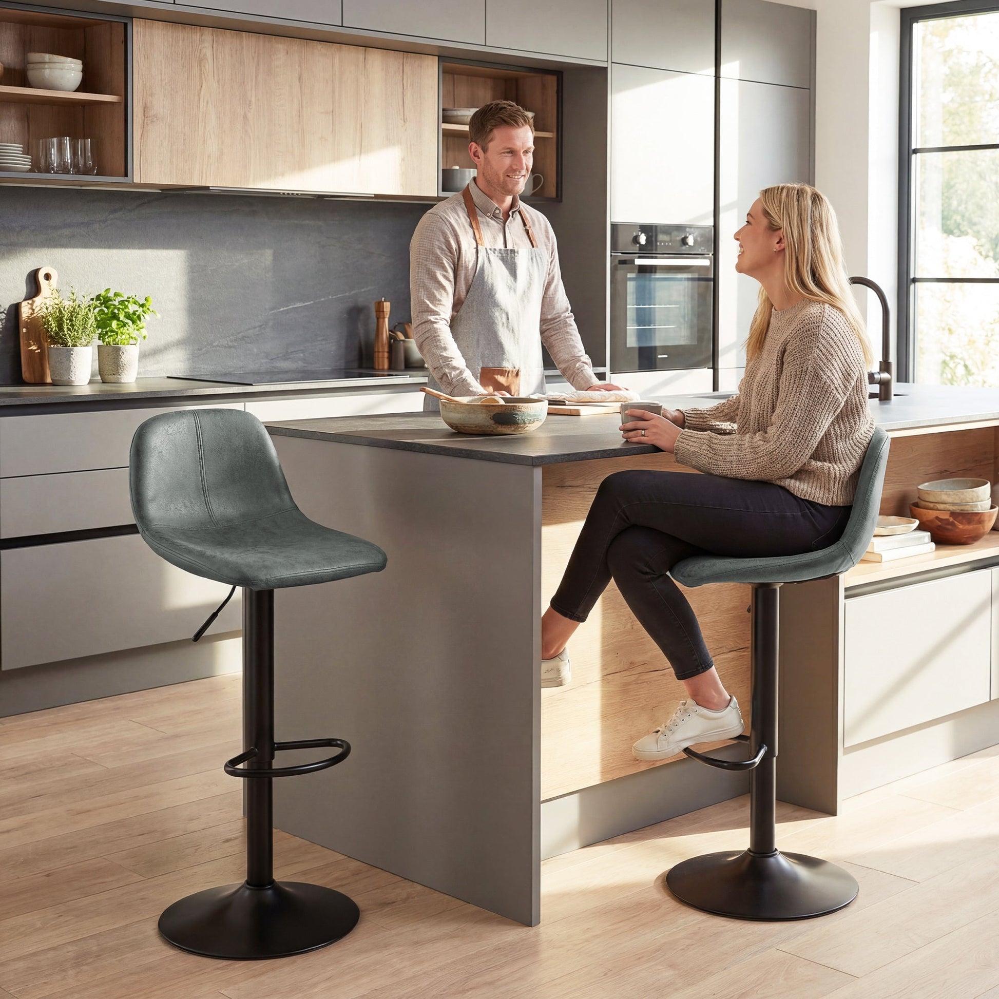 Bar Stools Set of 2, Modern Swivel Barstools, Height Adjustable Breakfast Bar Chairs with Footrest for Kitchen Island and Dining Room, Green