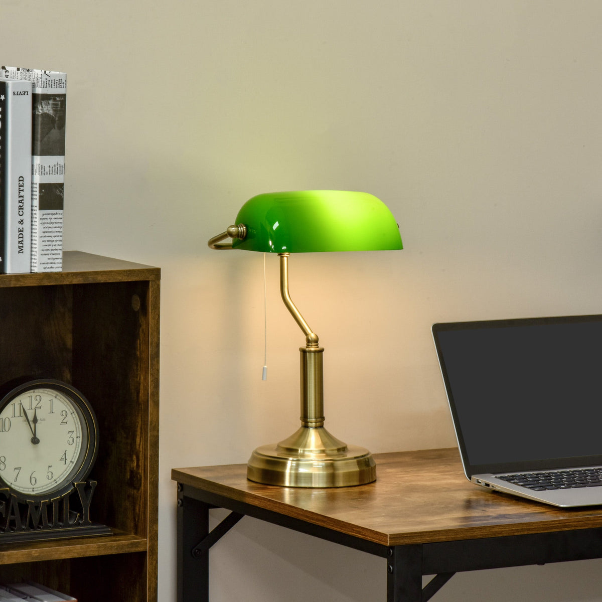 HOMCOM Banker's Table Lamp Desk Lamp with Antique Bronze Tone Base, Green Glass Shade and Pull Rope Switch for Home Office, Living Room, Bedroom, Dining Room, Green