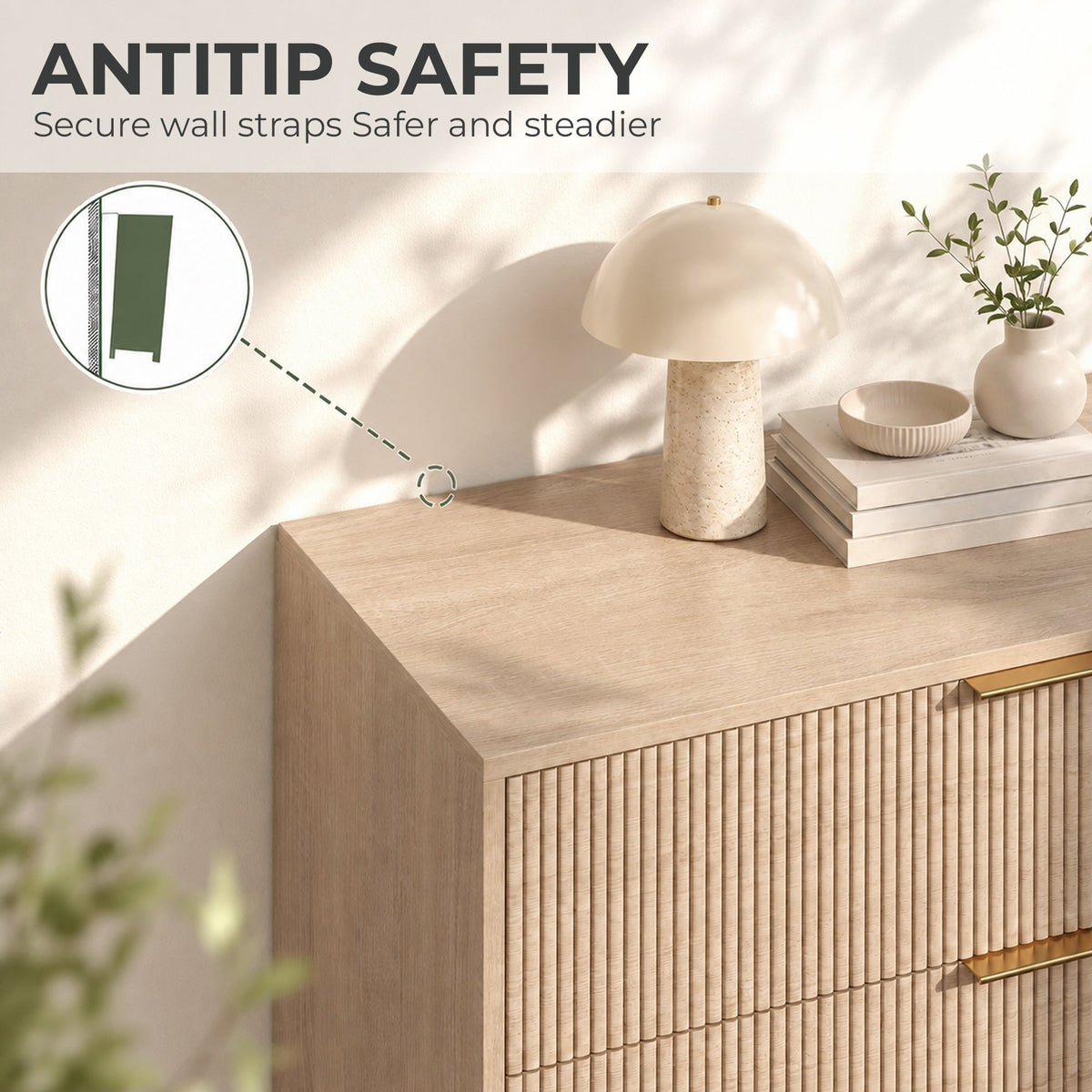 Bedroom Chest of Drawers with 4 Drawers, Fluted Dresser with Gold-Tone Handles, Storage Cabinet for Bedroom, Living Room, Hallway, Entryway, Natural
