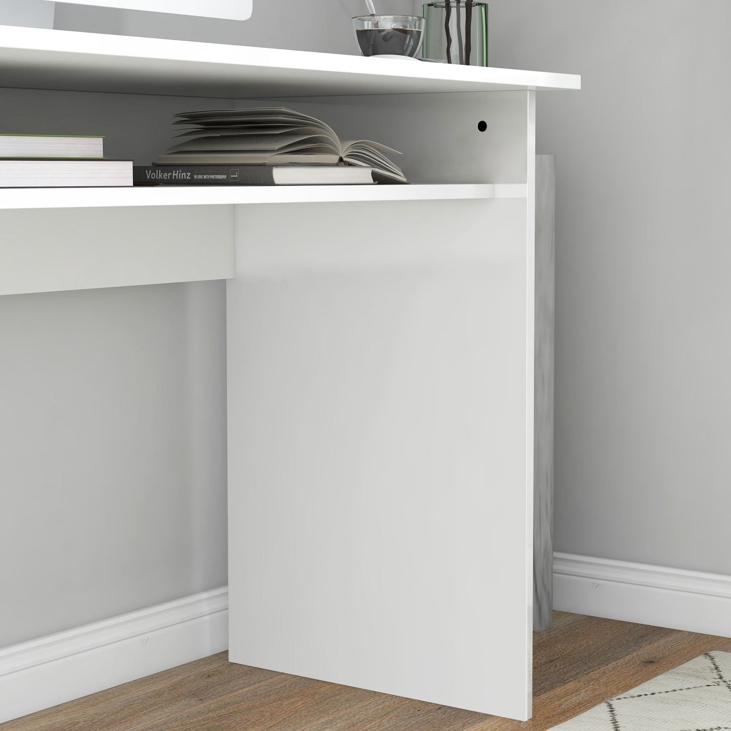 HOMCOM Modern Computer Desk, Home Office Table, Small Writing Desk with Storage Shelf, 90 x 50cm, High Gloss White