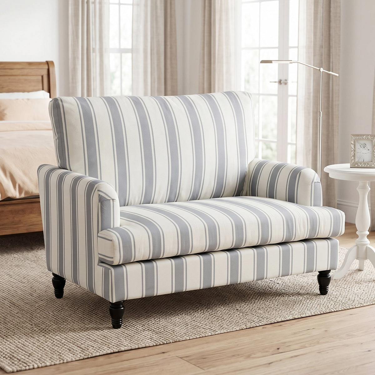 Modern Accent Chair, Velvet Single Sofa Armchair with Stripes, Turned Legs and Wide Seat, Upholstered Snuggle Chair for Living Room, Bedroom, Grey