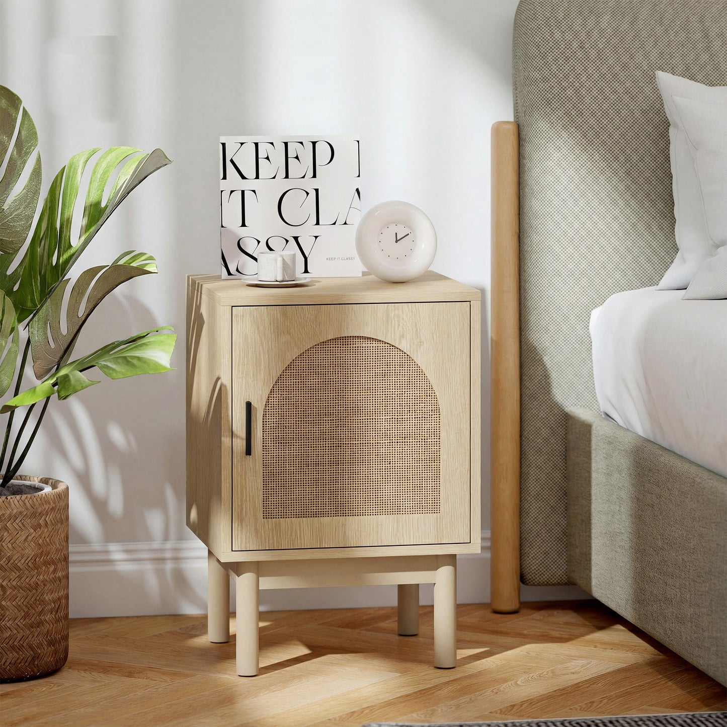Rattan Bedside Table, Boho Bedside Cabinet with Adjustable Shelf and Solid Wood Legs, Side Table for Living Room, Bedroom, Natural Wood