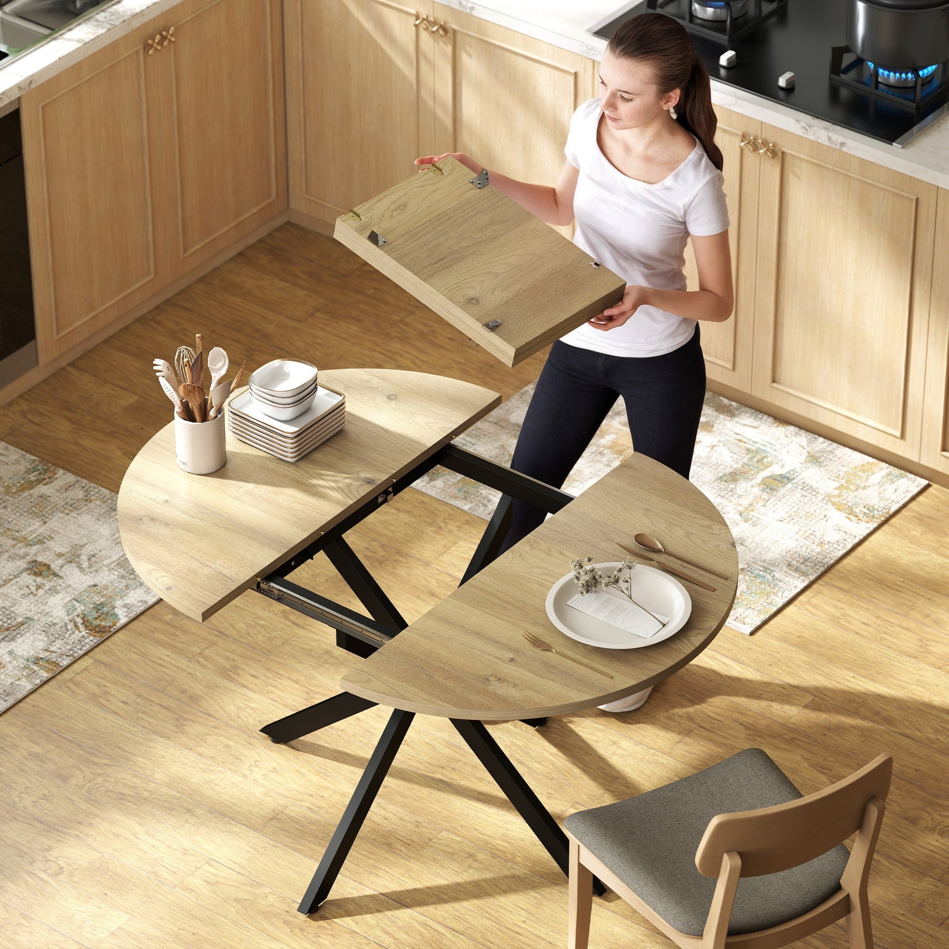 Extendable Dining Table for 4-6, 100-135 cm Kitchen Dinner Table with Butterfly Leaf and X-Shape Base, Space-Saving, Round to Oval for Home, Living Room, Natural Wood