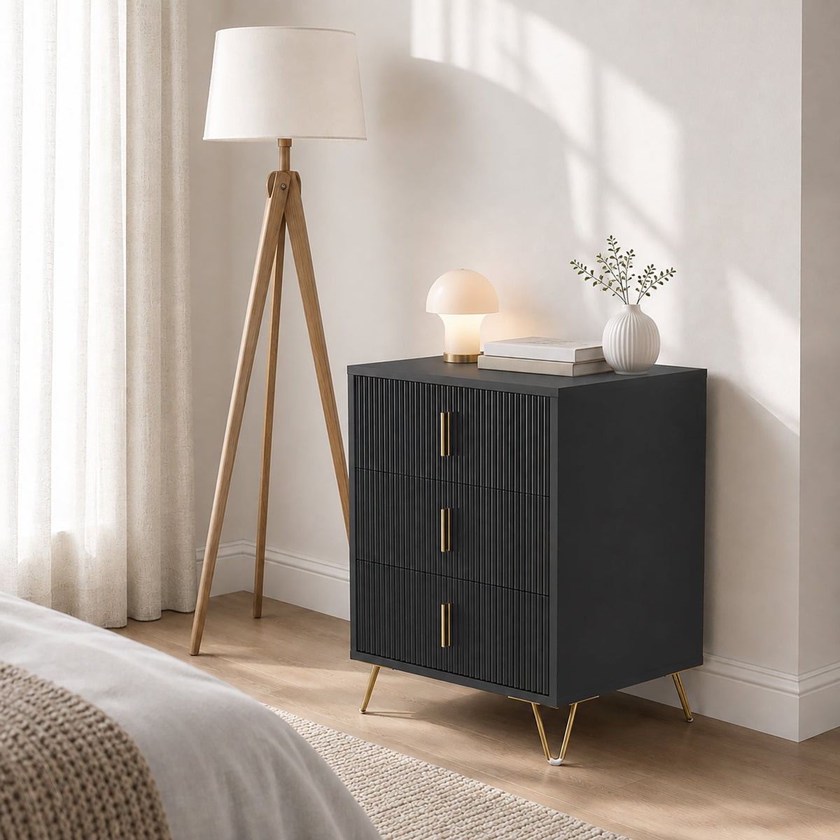 Modern 3 Drawer Dresser, Fluted Bedroom Dresser Chest of Drawers with Metal Legs and Steel Handles for Bedroom, Black