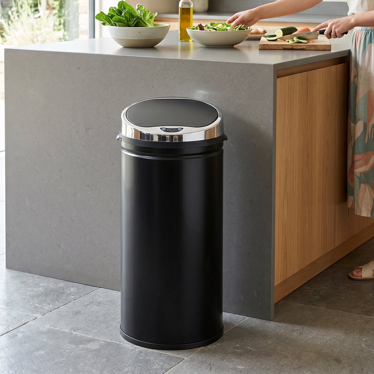 42L Sensor Bin with Quiet Soft-Close Lid, Automatic Touchless Motion Sensor Rubbish Bin with Fingerprint Resistant, Stainless Steel for Hygienic Kitchen, Home Office Use, Black