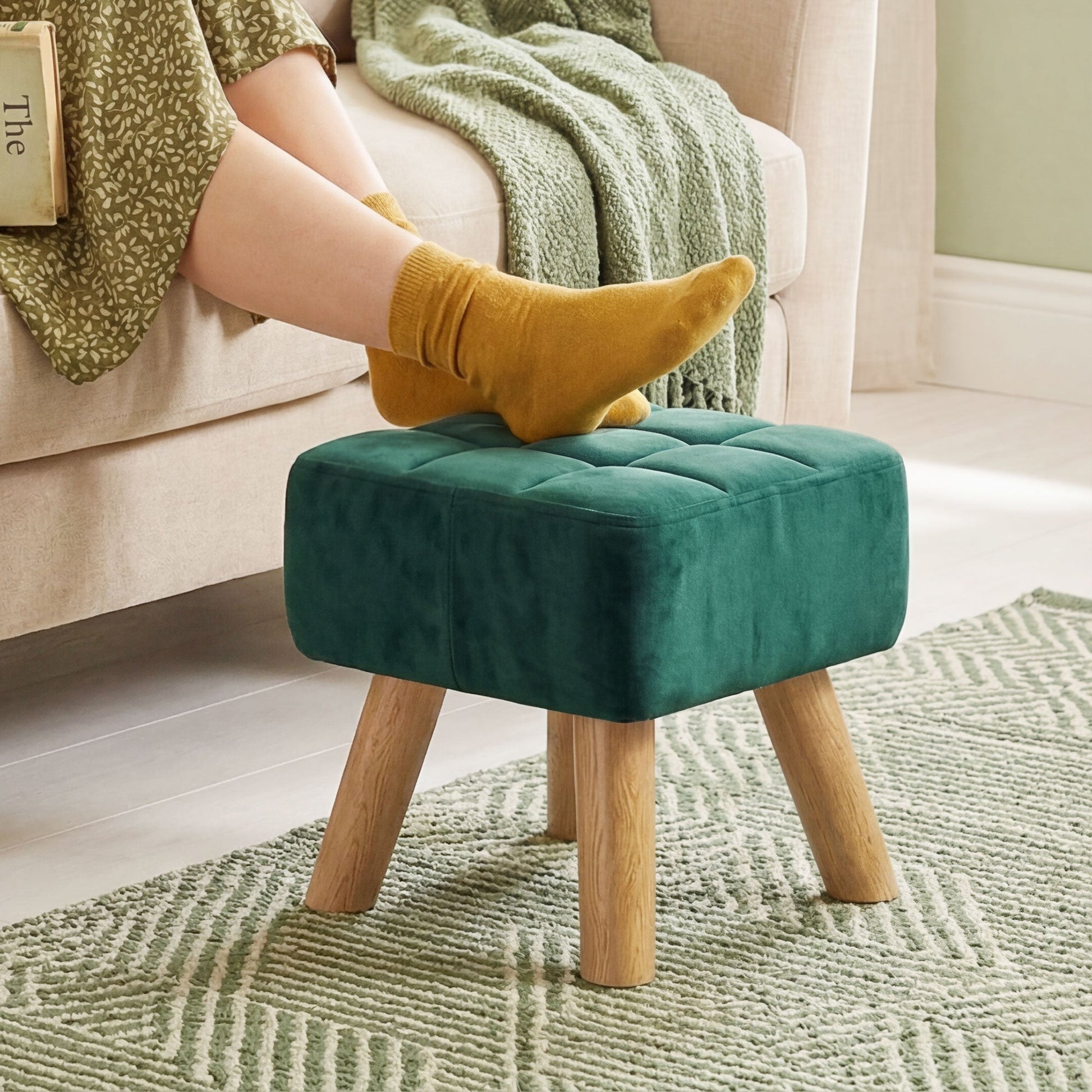Modern Tufted Footstool, Fabric Foot Stool with Rubber Wood Legs, Padded Seat, for Living Room, Bedroom, Entryway, Dark Green