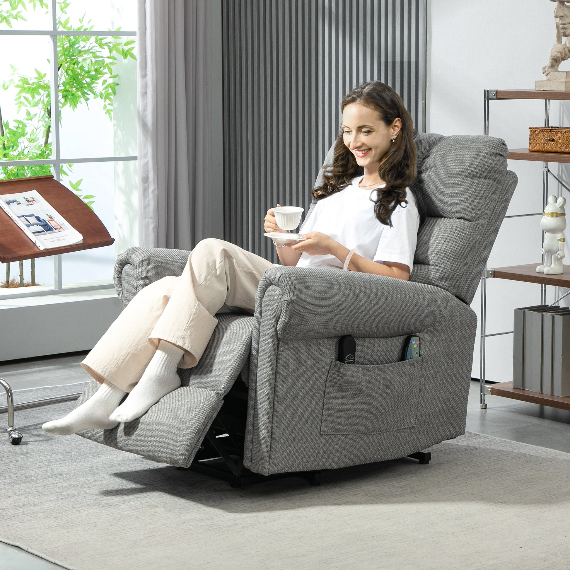 HOMCOM Power Lift Chair for Elderly, Electric Recliner Armchair with Massage and Heat, Type C and USB Ports, Fabric Riser and Reclining Chair with Side Pockets, Grey