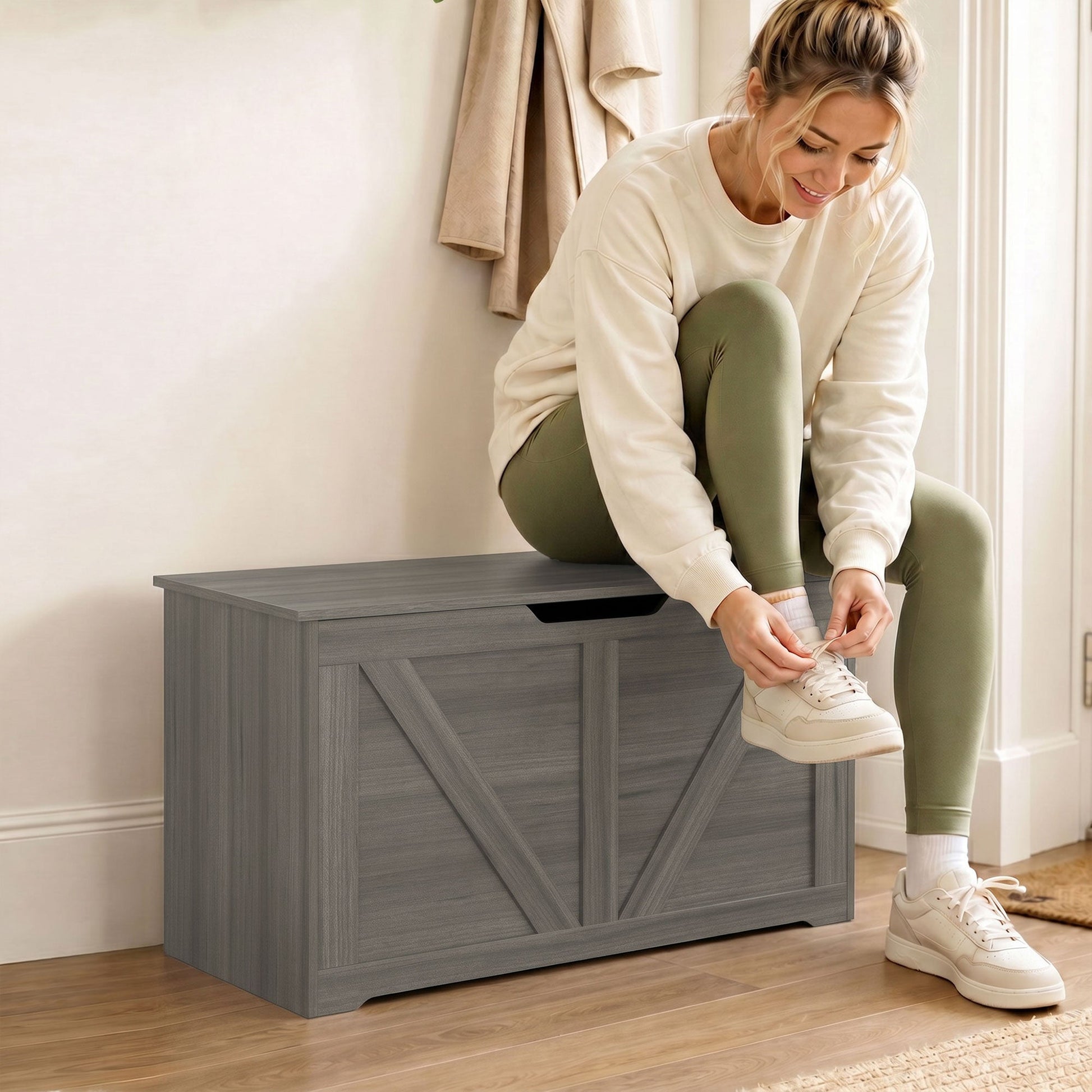 100L Storage Chest, Shoe Storage Trunk Bench Box with Safety Hinge and U-shaped Cut-out Pull, Blanket Box Ottoman for Bedroom, Living Room, Entryway, 80 x 40 x 45 cm, Dark Grey Wood-Effect