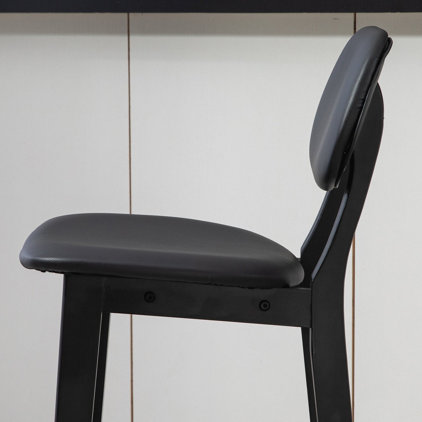 HOMCOM Bar Stools Set of 2, Contemporary Breakfast Bar Chairs, Faux Leather Upholstered Kitchen Stools with Backs and Solid Wood Legs, Black