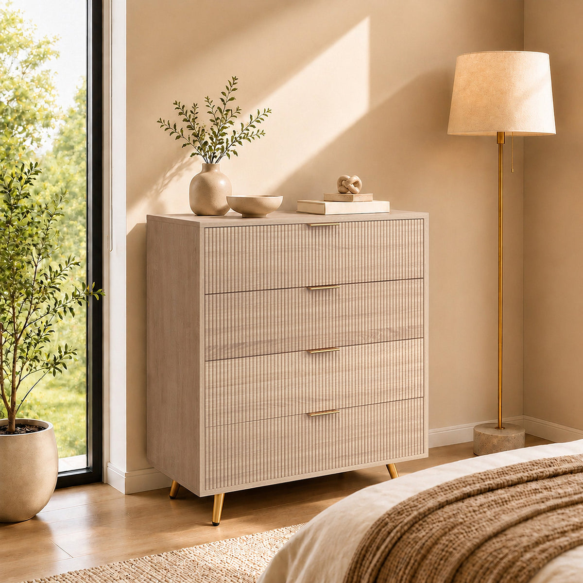 Bedroom Chest of Drawers with 4 Drawers, Fluted Dresser with Gold-Tone Handles, Storage Cabinet for Bedroom, Living Room, Hallway, Entryway, Natural
